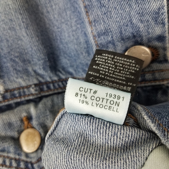 J Brand Jeans Darci Distressed Denim Jacket Sinful S/M - Picture 12 of 13